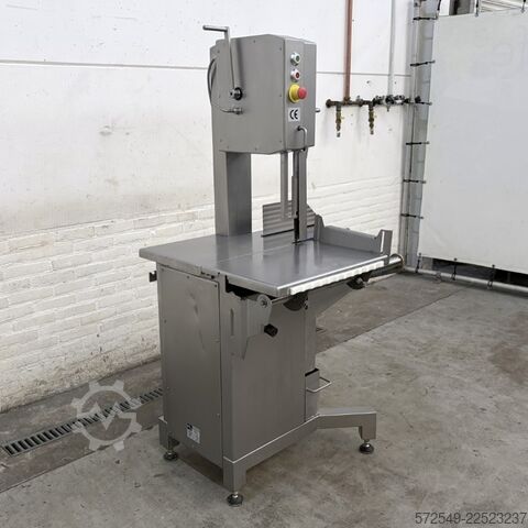 Mașină de procesare a cărnii Mado MKB 752 Selekta