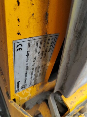 Elektromos – 4 kerék Jungheinrich EFG320 no battery  paket  2 stuck !!!!)