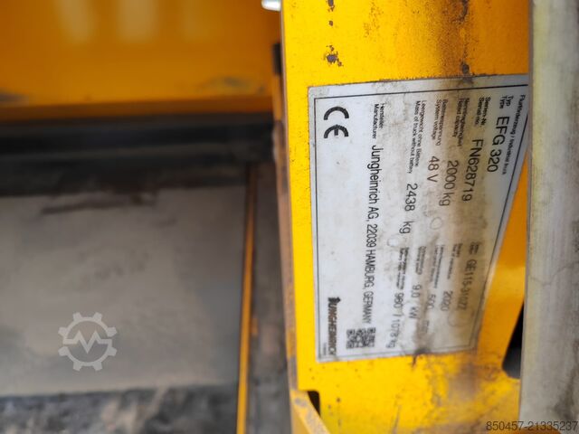 Elektromos – 4 kerék Jungheinrich EFG320 no battery  paket  2 stuck !!!!)