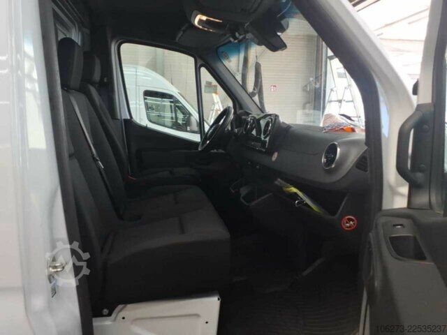 Furgon Mercedes-Benz Sprinter 317 CDI,L2H2,Automatik,Kamera,Navi