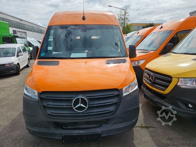 Furgoneta de caja alta MERCEDES-BENZ Sprinter III Kasten FWD 211/214 CDI FWD L2