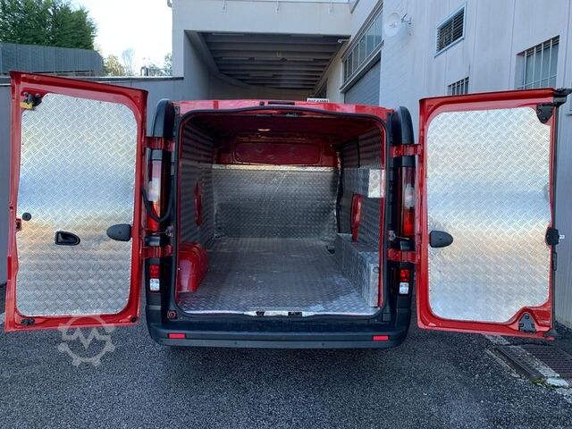 Panelvan Renault Trafic T29 Van L2 H1 - Passo Lungo