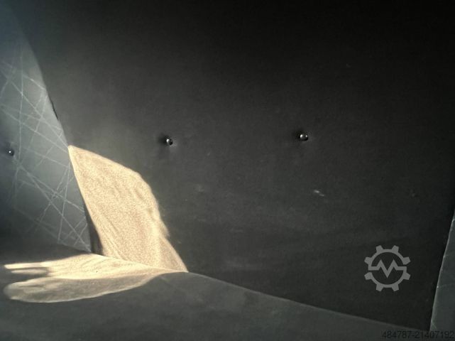 Ponyvával szerelt furgon RENAULT Master 170PS 9EP-Plane LBW TopSleeper