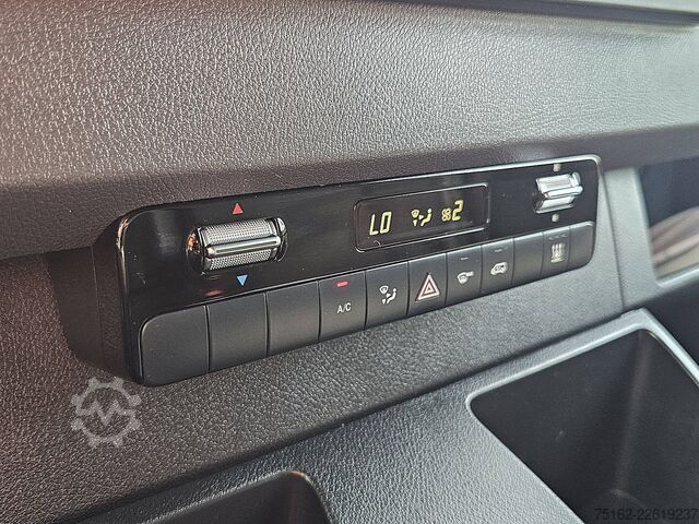 Carrinha de tejadilho alto MERCEDES-BENZ SPRINTER 317 L2H2 LED Navi Autom.