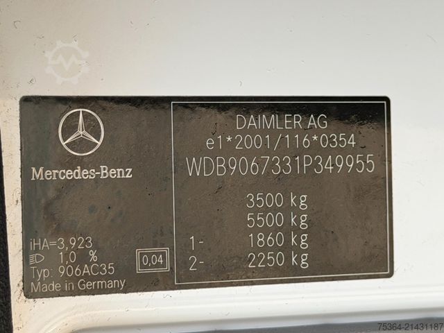 Minibuss MERCEDES-BENZ Sprinter 314 BlueTEC 9Sitze Motor baut Druck auf