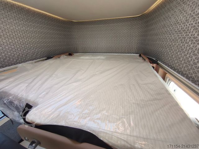 Halvintegrerad husbil WEINSBERG X-Cursion CUV 500 MQ mit slideBett,4 personen