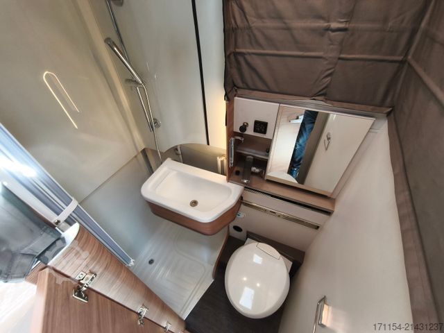 Halvintegrerad husbil WEINSBERG X-Cursion CUV 500 MQ mit slideBett,4 personen