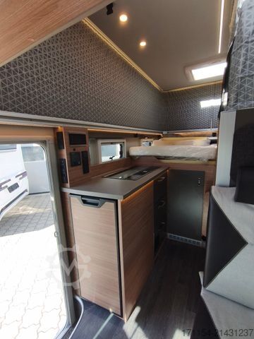 Halvintegrerad husbil WEINSBERG X-Cursion CUV 500 MQ mit slideBett,4 personen