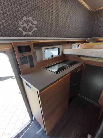Halvintegrerad husbil WEINSBERG X-Cursion CUV 500 MQ mit slideBett,4 personen