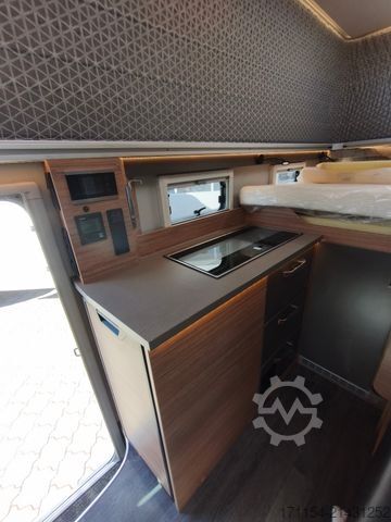 Halvintegrerad husbil WEINSBERG X-Cursion CUV 500 MQ mit slideBett,4 personen
