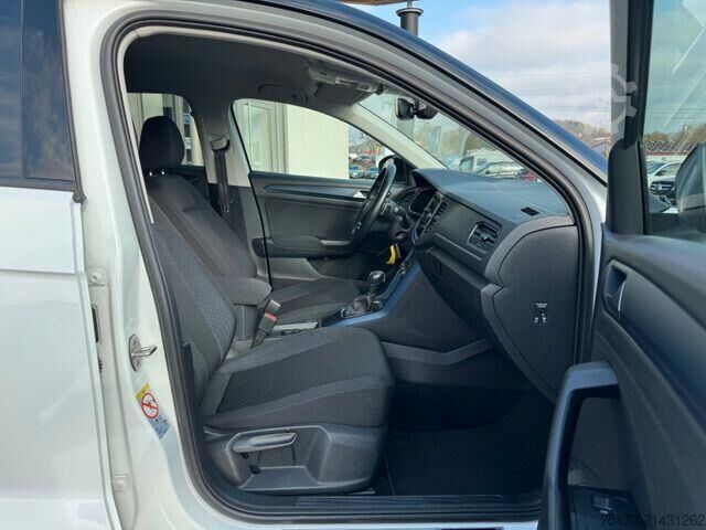 Πλατφόρμα φόρτωσης Volkswagen T-Roc Style+RLine+AHK+ACC+LED+MirrowLink