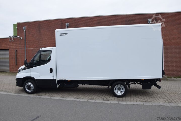 Vrachtwagen met bakwagen Iveco Daily  35 C 16 Koffer LBW Klima TÜV   HU NEU