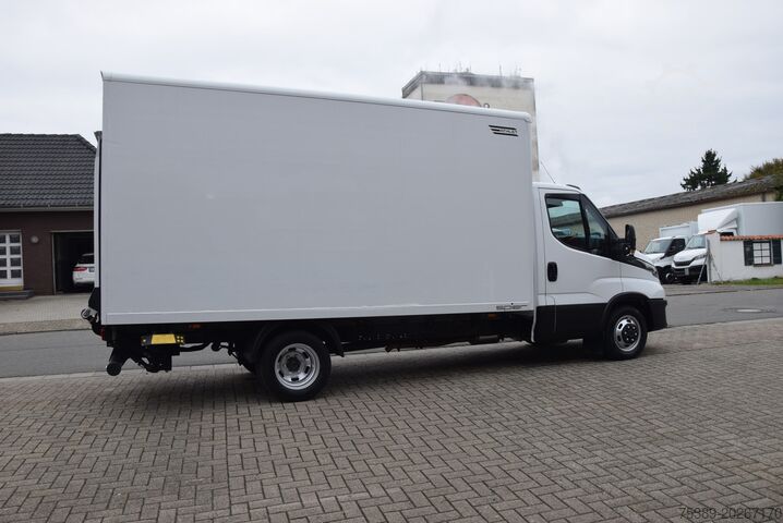 Vrachtwagen met bakwagen Iveco Daily  35 C 16 Koffer LBW Klima TÜV   HU NEU