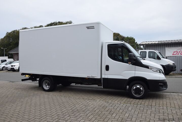 Vrachtwagen met bakwagen Iveco Daily  35 C 16 Koffer LBW Klima TÜV   HU NEU