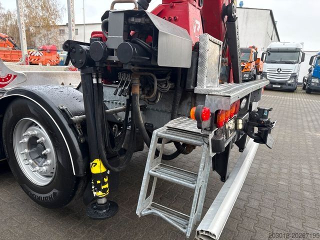 Holztransporter LKW VOLVO FH 510 8x4 Holztransporter Kran PENZ *Anhänger