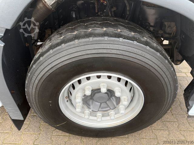 Holztransporter LKW VOLVO FH 510 8x4 Holztransporter Kran PENZ *Anhänger