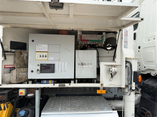 Betonpumpen-LKW MERCEDES-BENZ AROCS 2840 6x4 Betonp. Putzmeister BSF36-4.16HLS