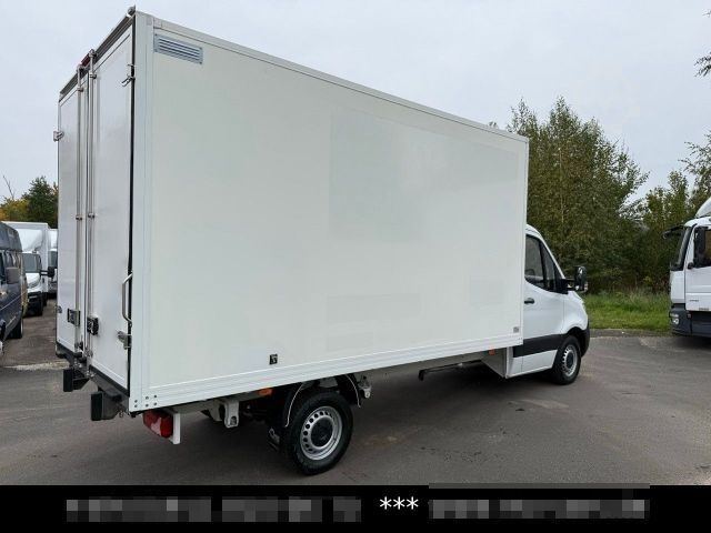Transporter mit Koffer MERCEDES-BENZ Sprinter 314 Möbel Maxi 4,32 m. 22 m³ No. 316-3