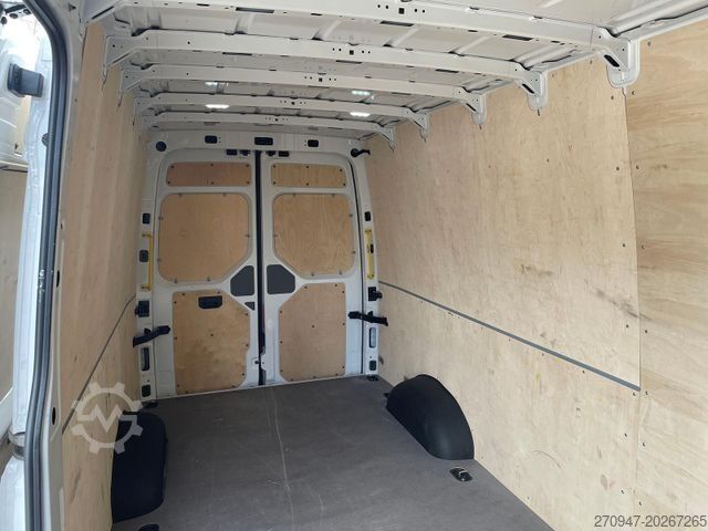 Bestelwagen met verhoogd dak MAN TGE 3.180 L4H3 Kasten 4x4 Autom LED ACC AHK