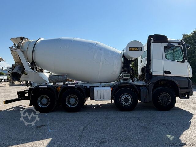 Autobetoniere Mercedes-Benz Arocs 4145