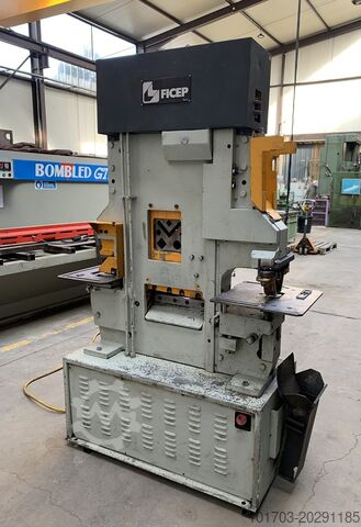 Schaar-/ponsmachine FICEP 604 N