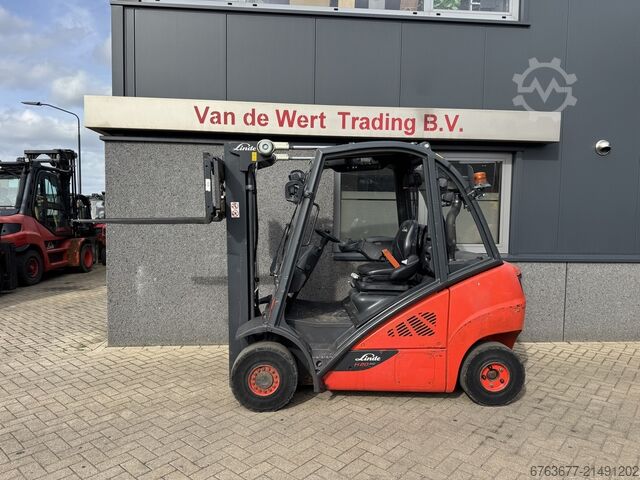 Linde H20D-02/600 tripla 465 Freelift / oldalmozgató / 4. funkció 2017 DÍZEL 73500 óra LINDE H20D-02/600 triplo 465 Freelift / Sideshift /  4e functie 2017 DIESEL 73500uur