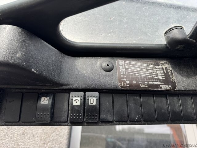 Linde H20D-02/600 tripla 465 Freelift / oldalmozgató / 4. funkció 2017 DÍZEL 73500 óra LINDE H20D-02/600 triplo 465 Freelift / Sideshift /  4e functie 2017 DIESEL 73500uur