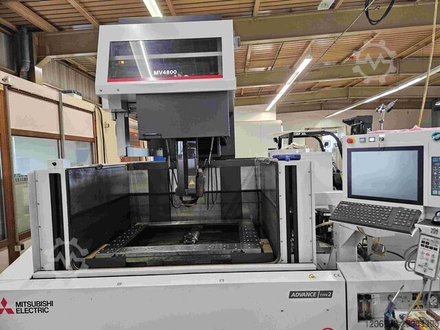 Macchina per l'erosione del filo Mitsubishi eletric Drahterodiermaschine MV 4800