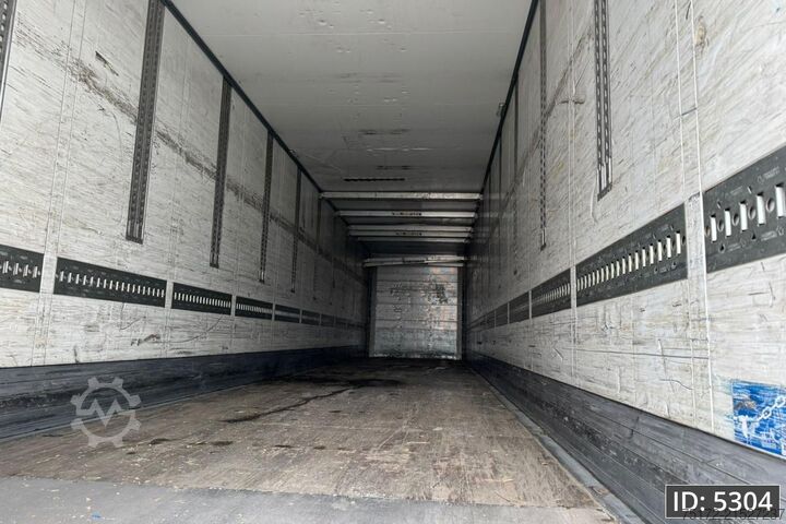 Suitcase Schmitz Cargobull SCB/S3B / Double stock / Disk brakes