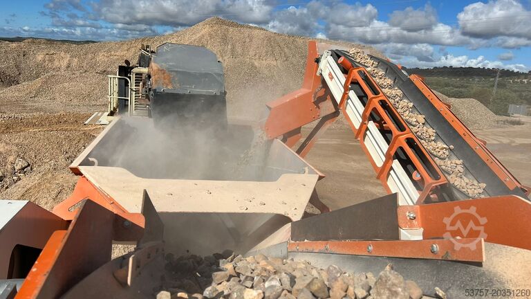 équipement de concassage/installation de concassage mobile Constmach Mobile Crushing Plant Mobile vertical shaft impact crushing