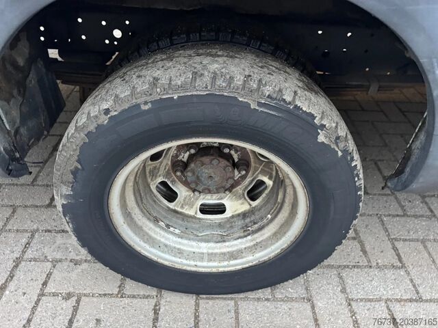 Box van Iveco Daily **35C15-EURO 5-MOTOR 3.0**