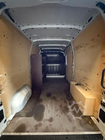 Bestelwagen met verhoogd dak RENAULT Master Kasten L2H2 Komfort Klima Tempomat PDC
