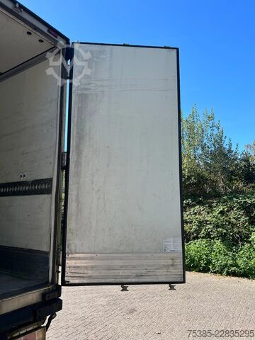 Kühl-/Tiefkühltransport Krone SD SD
