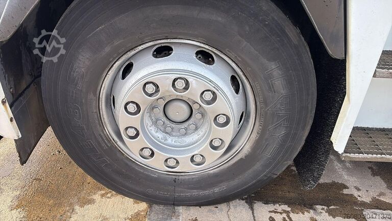 Standard tractor Renault AE 440 Magnum E-tech (BOITE MANUELLE / MANUAL G...