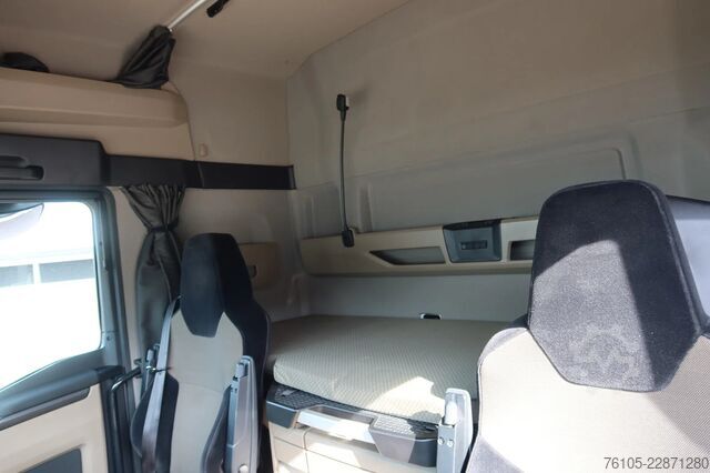 Gekoeld/bevroren transport MAN TGS 26.360 + klep 6x2 FLOWER TRUCK  Carrier Die...