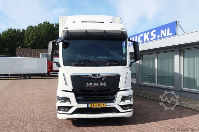 Gekoeld/bevroren transport MAN TGS 26.360 + klep 6x2 FLOWER TRUCK  Carrier Die...