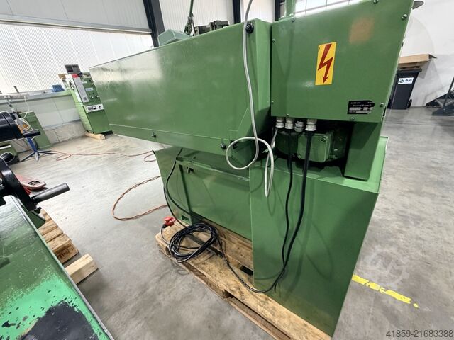 Center Lathe EMCO-MAXIMAT SUPER 11