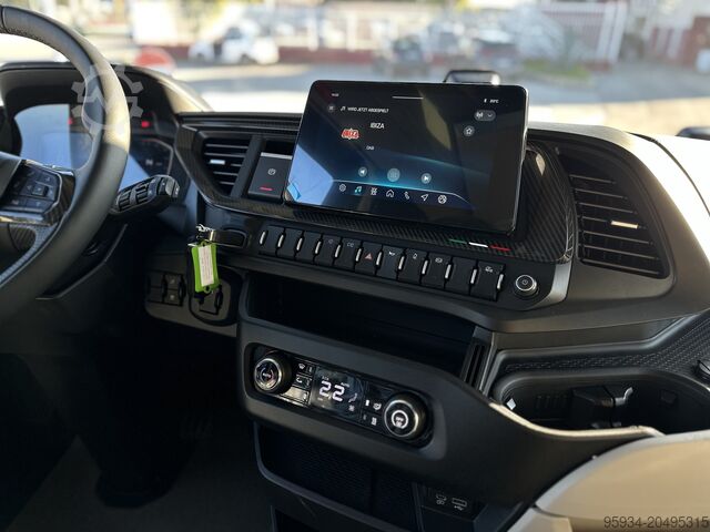 Standard road tractor Iveco S-WAY 580 "50°ANNIVERSARIO"