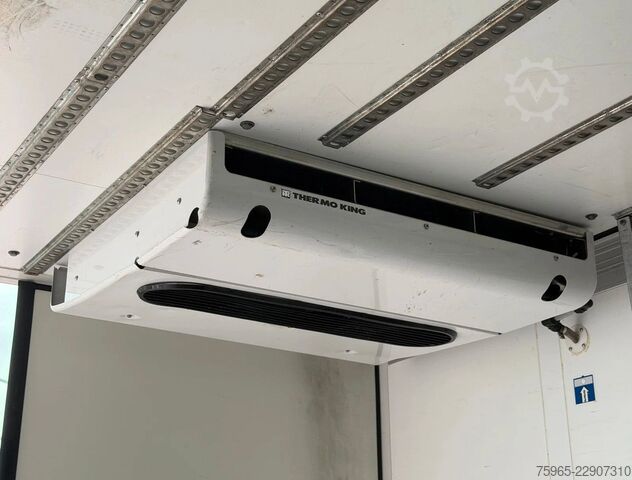 Koeloplegger SCHMITZ CARGOBULL N/A SCB*S3B THERMO KING SLXi SCANDI 270 HOOG BLO