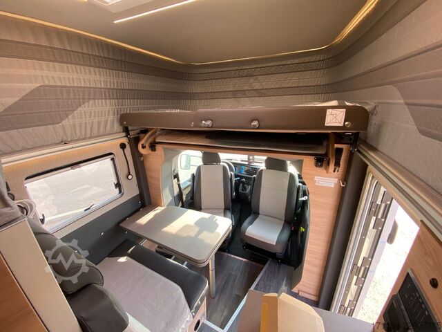 Półzintegrowany kamper KNAUS X-Cursion CUVISION 500 MQ  ,mit Slide Bett,4pers