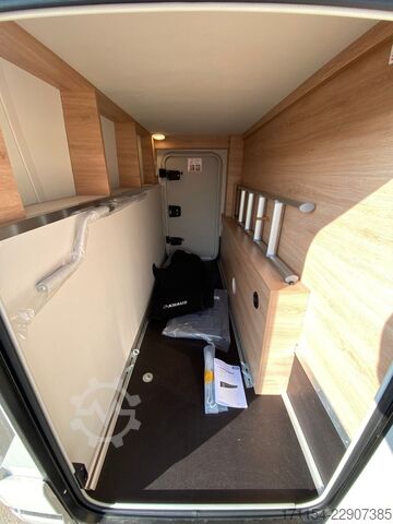 Półzintegrowany kamper KNAUS X-Cursion CUVISION 500 MQ  ,mit Slide Bett,4pers