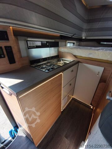 Półzintegrowany kamper KNAUS X-Cursion CUVISION 500 MQ  ,mit Slide Bett,4pers