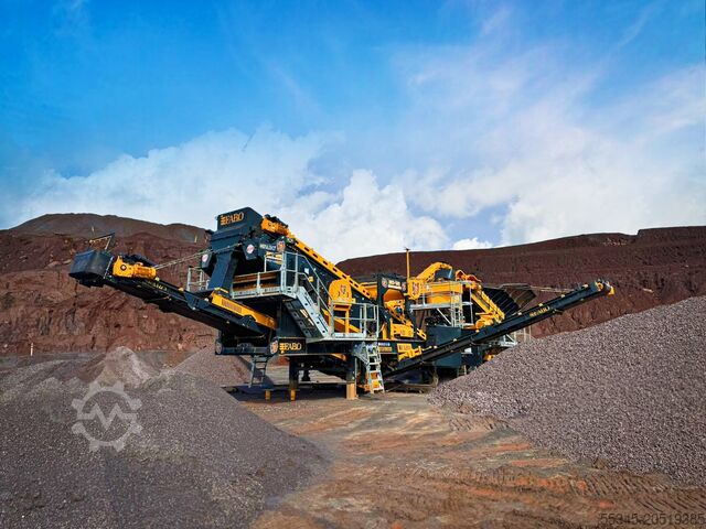Mobile crushing plant / Screening plant FABO Mobile Crushing Plant Mobile Crushing and Screening Plant