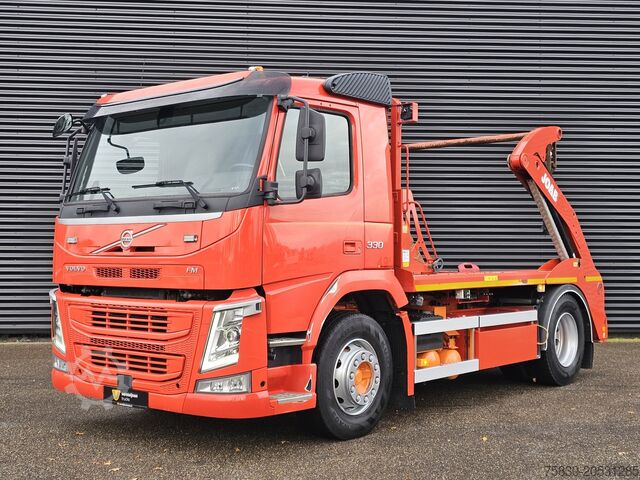 Sistem de braț de tip gantry Volvo FM 330 / PORTAAL / ABSETZKIPPER