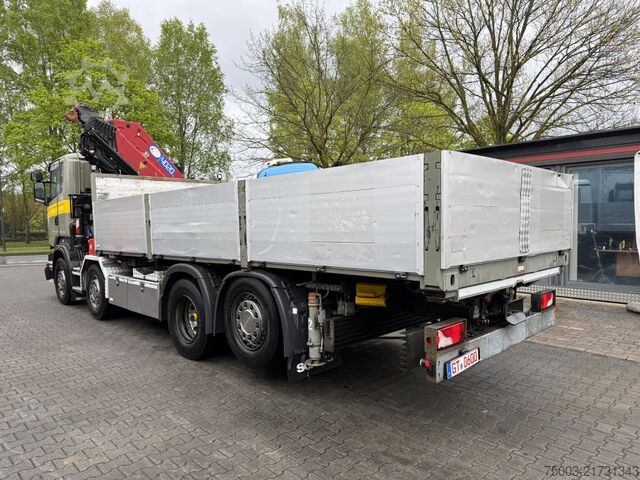Camión de plataforma Scania R410 8X2*6 Kran HMF 4020 bis 30 Meter
