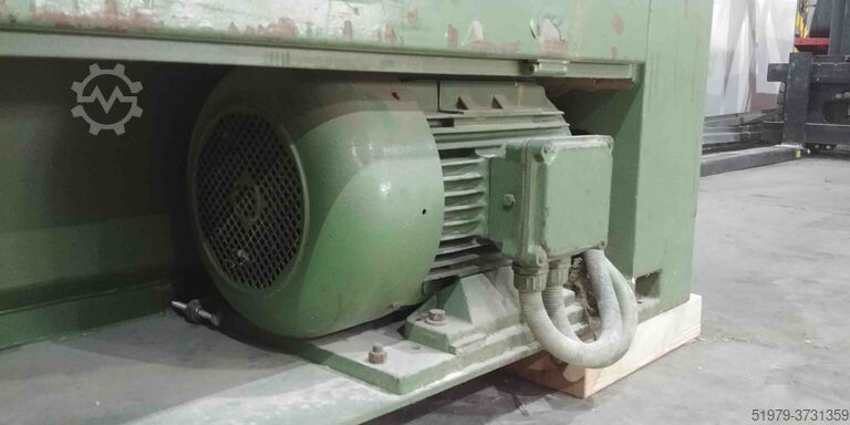 Breedbandschuurmachine met vaste tafel onder BUETFERING FBS2 1100