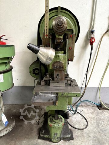 Prasa mimośrodowa wraz z podajnikiem (misą podającą) BERRENBERG EPT