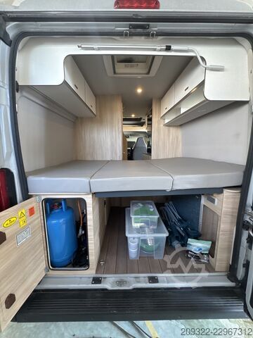 Wohnmobil Fiat Ducato Weinsberg Carabus 2023 | Cambio manuale | Tetto a soffietto