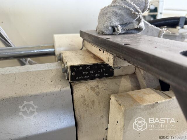 Krauss Maffei 80-220 C2 (1999) KraussMaffei 80-220 C2