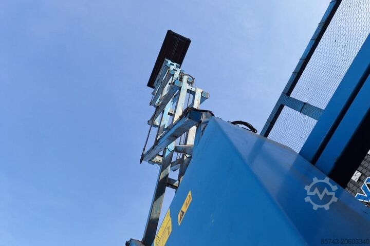 Schaarlift Holland Lift Megastar G300DL30/S Diesel, 4x4x4 Drive, 33.5m Wor